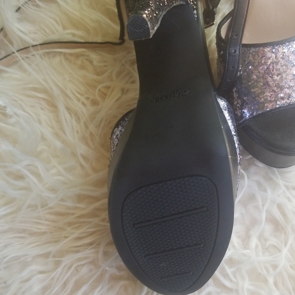 Platform - Picture 4 of 4